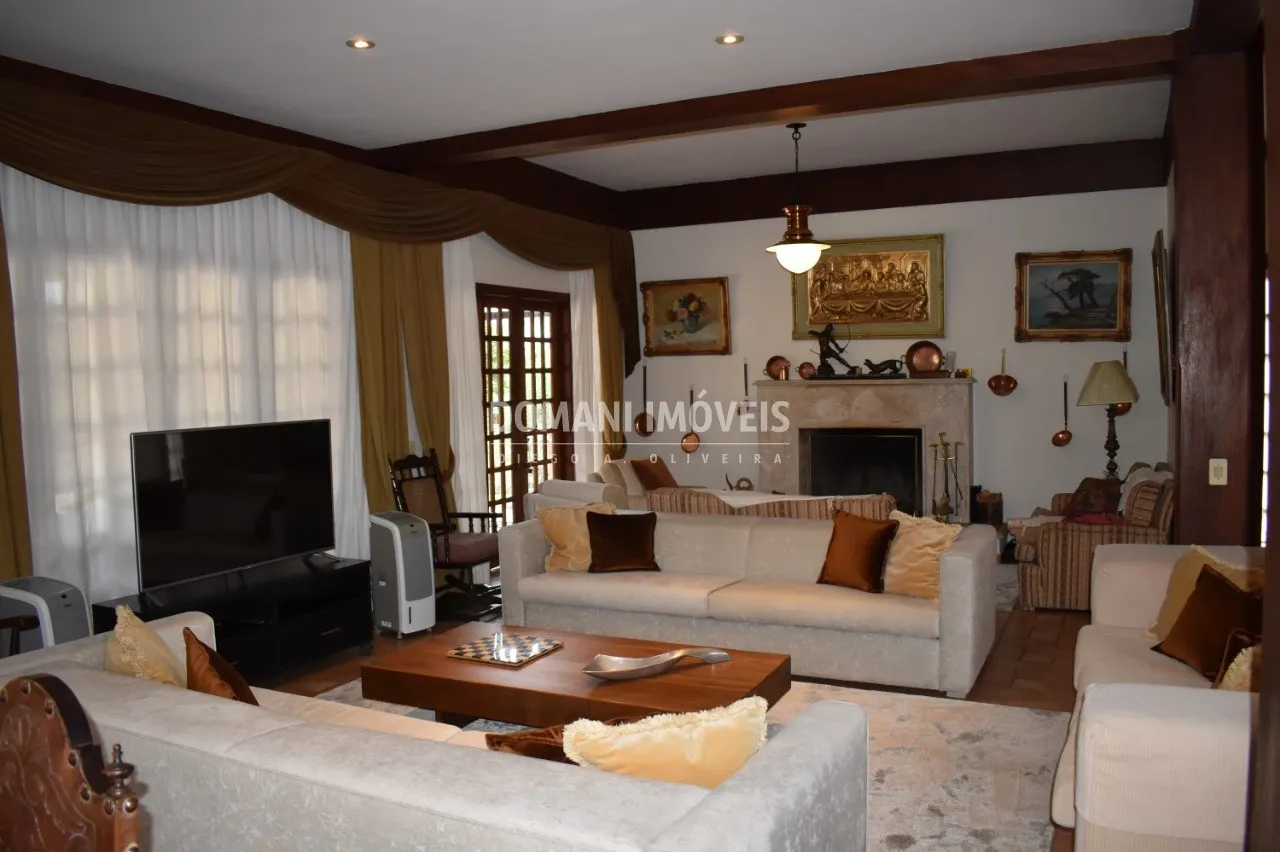 Casa à venda de 1.165 m² em Campos do Jordão, SP, Brasil