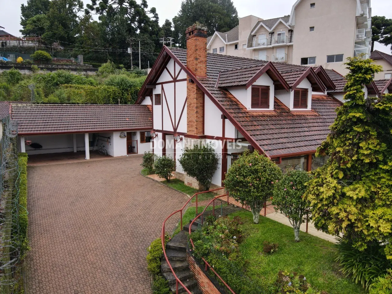 Casa à venda de 1.165 m² em Campos do Jordão, SP, Brasil
