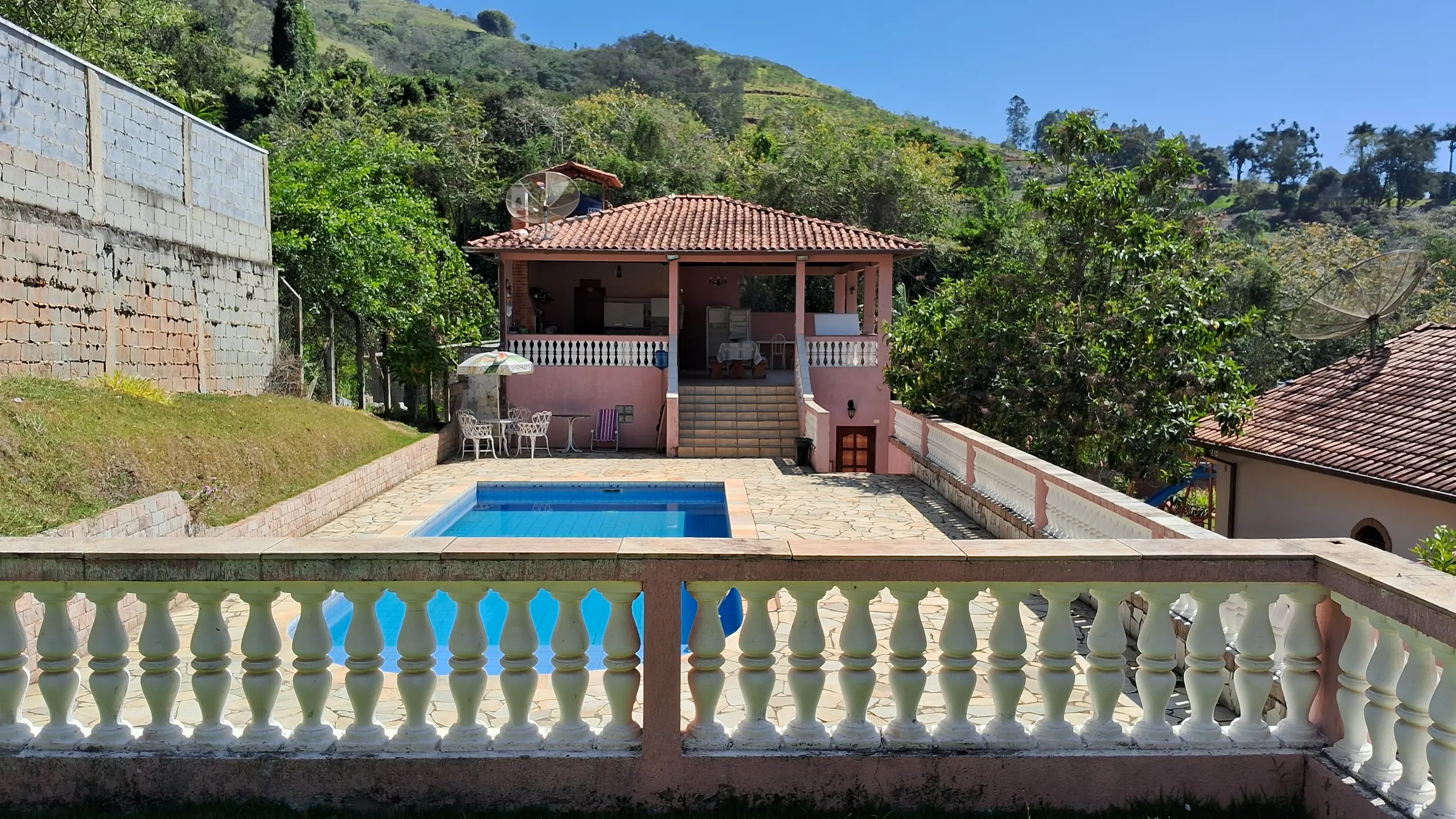 Country home for sale of 2,100 m² in Itajubá, MG, Brazil