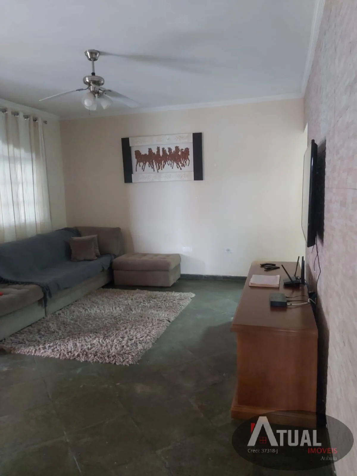 Casa à venda de 1.963 m² em Santa Isabel, SP, Brasil