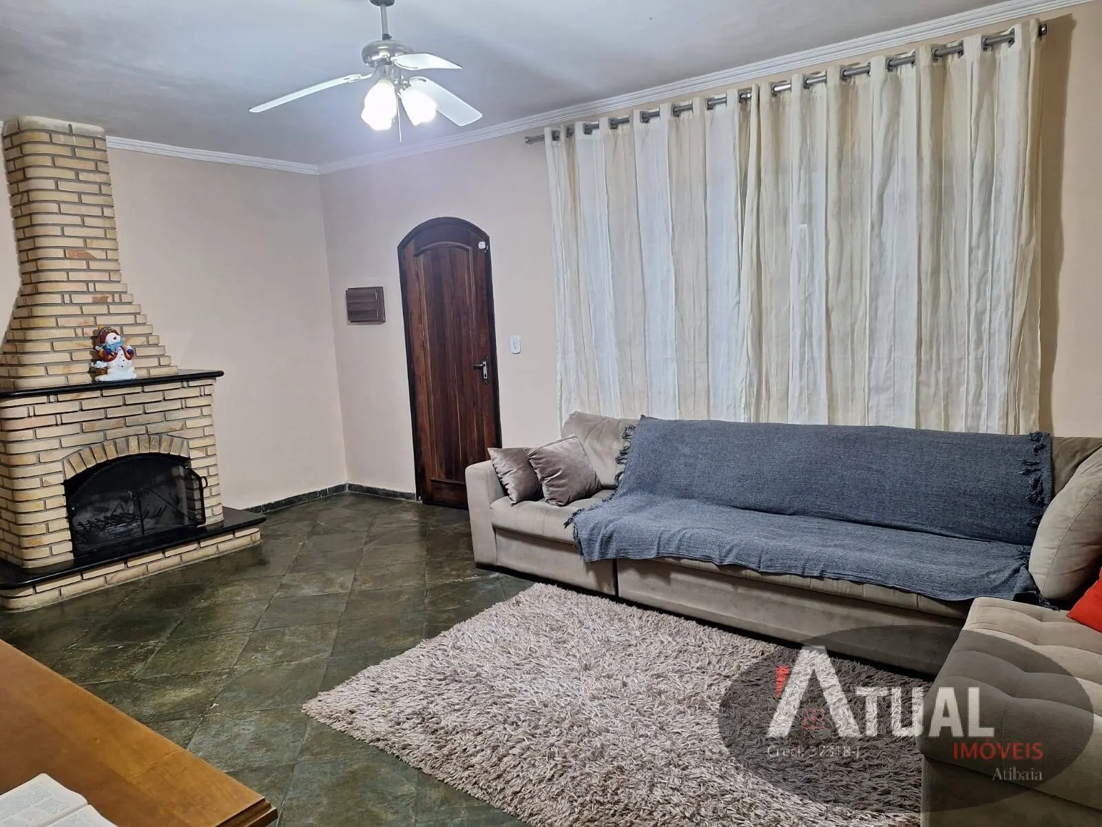 Casa à venda de 1.963 m² em Santa Isabel, SP, Brasil