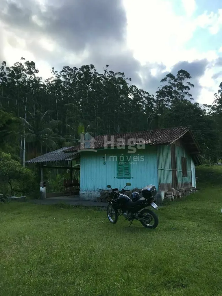 Terreno à venda de 6 ha em Guabiruba, SC, Brasil