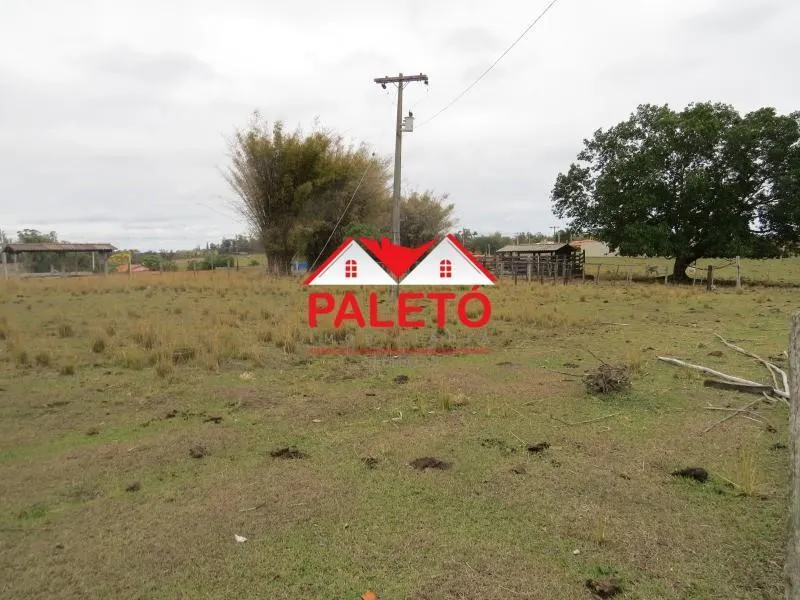 Sítio à venda de 6 ha em Porangaba, SP, Brasil