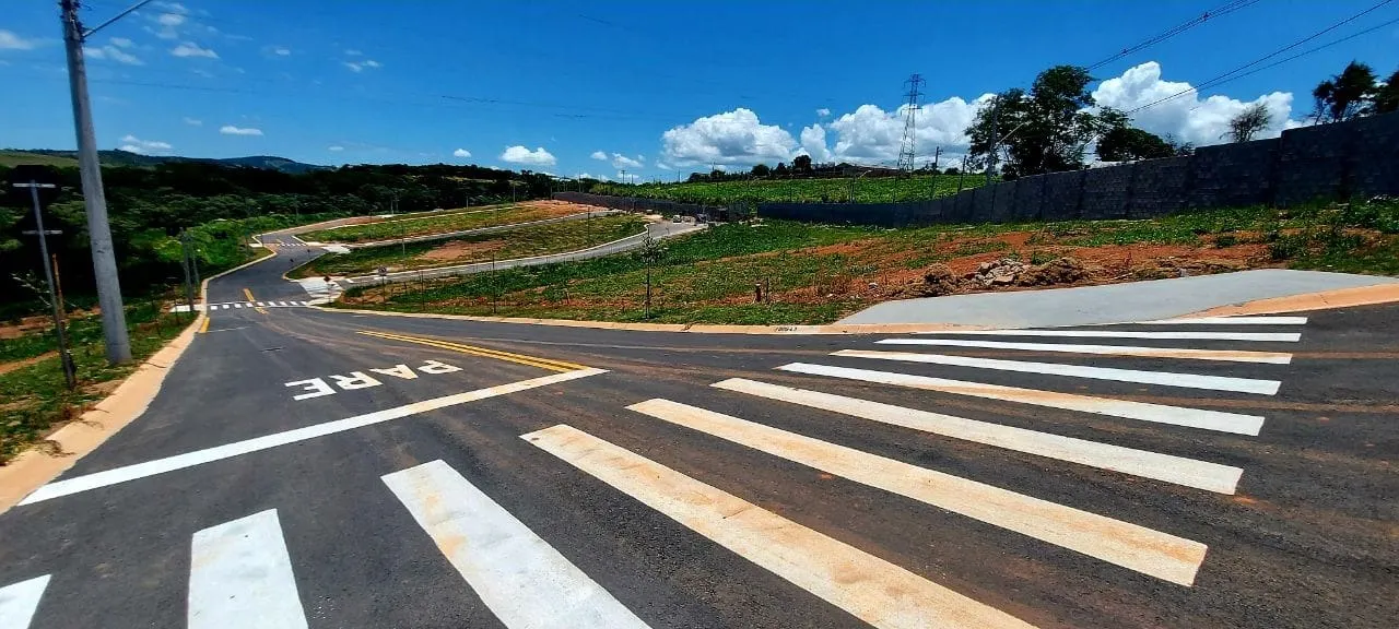Terreno à venda de 250 m² em Atibaia, SP, Brasil