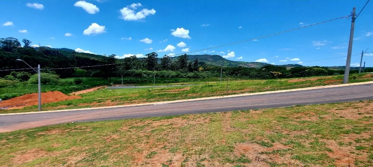 Terreno à venda de 250 m² em Atibaia, SP, Brasil