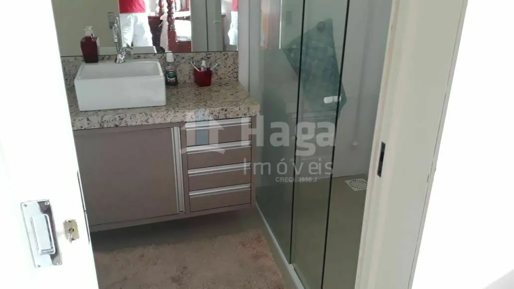 Casa à venda de 561 m² em Brusque, SC, Brasil