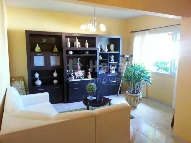Casa à venda de 561 m² em Brusque, SC, Brasil