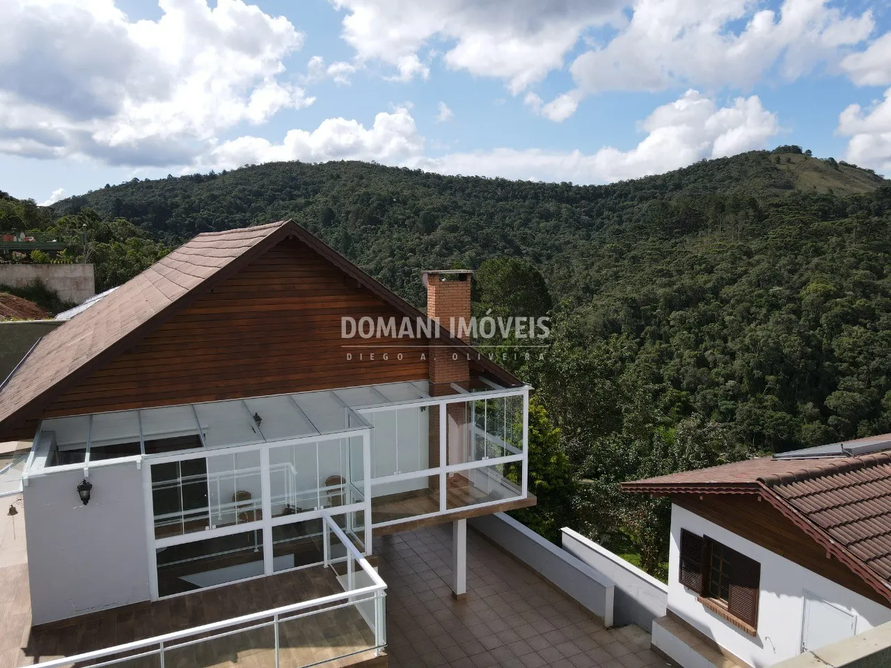 Casa à venda de 1.010 m² em Campos do Jordão, SP, Brasil