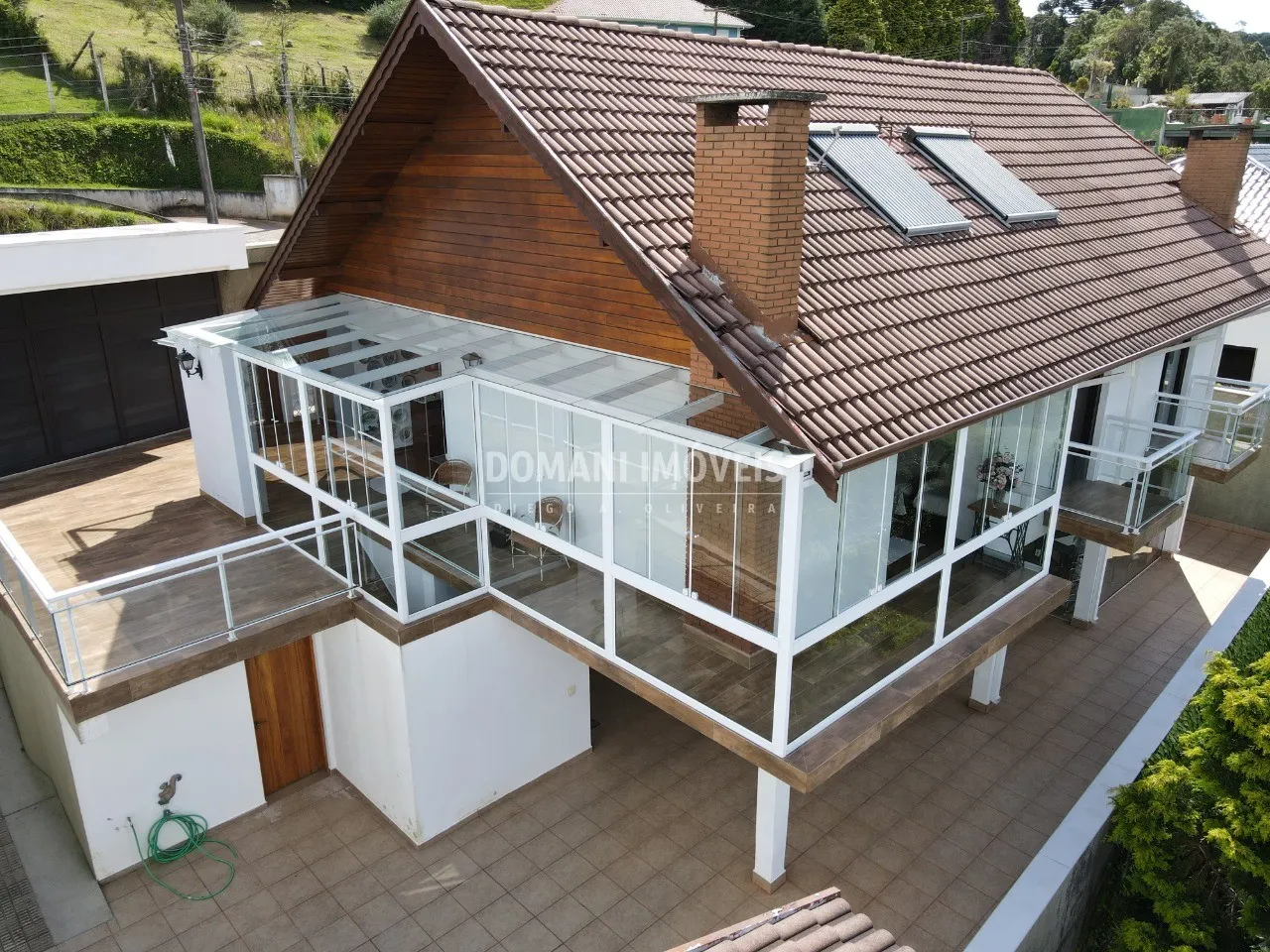 Casa à venda de 1.010 m² em Campos do Jordão, SP, Brasil