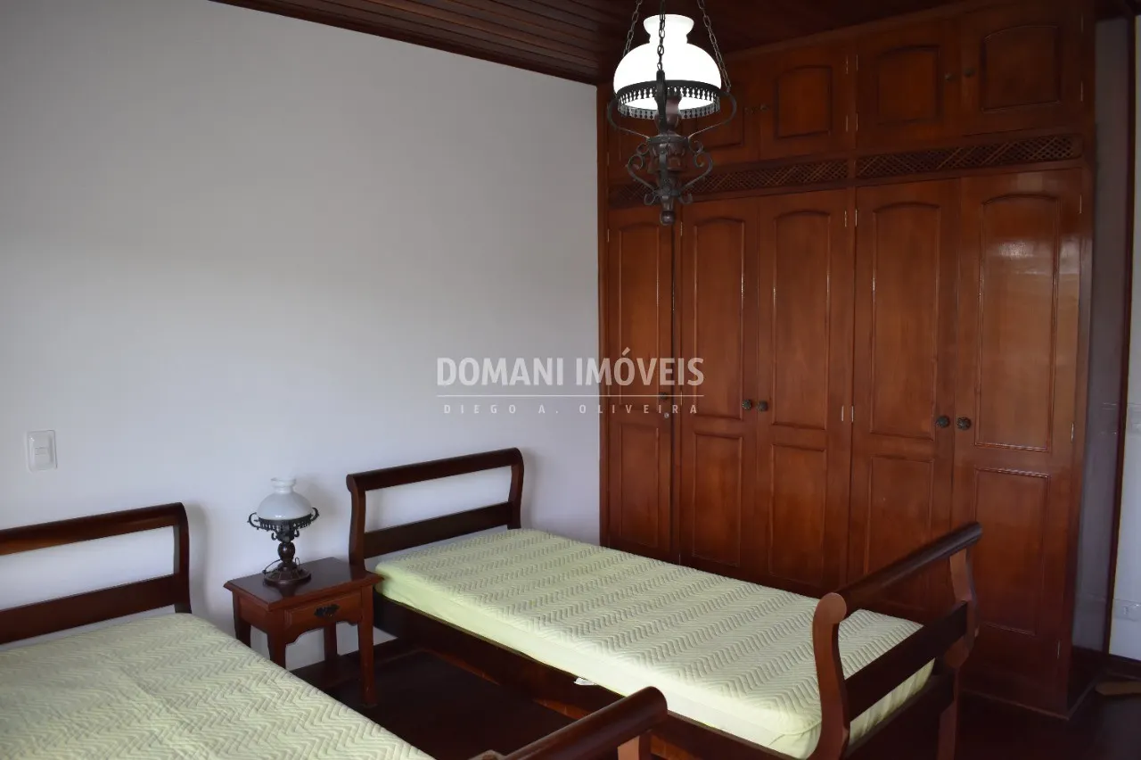 Casa à venda de 1.010 m² em Campos do Jordão, SP, Brasil