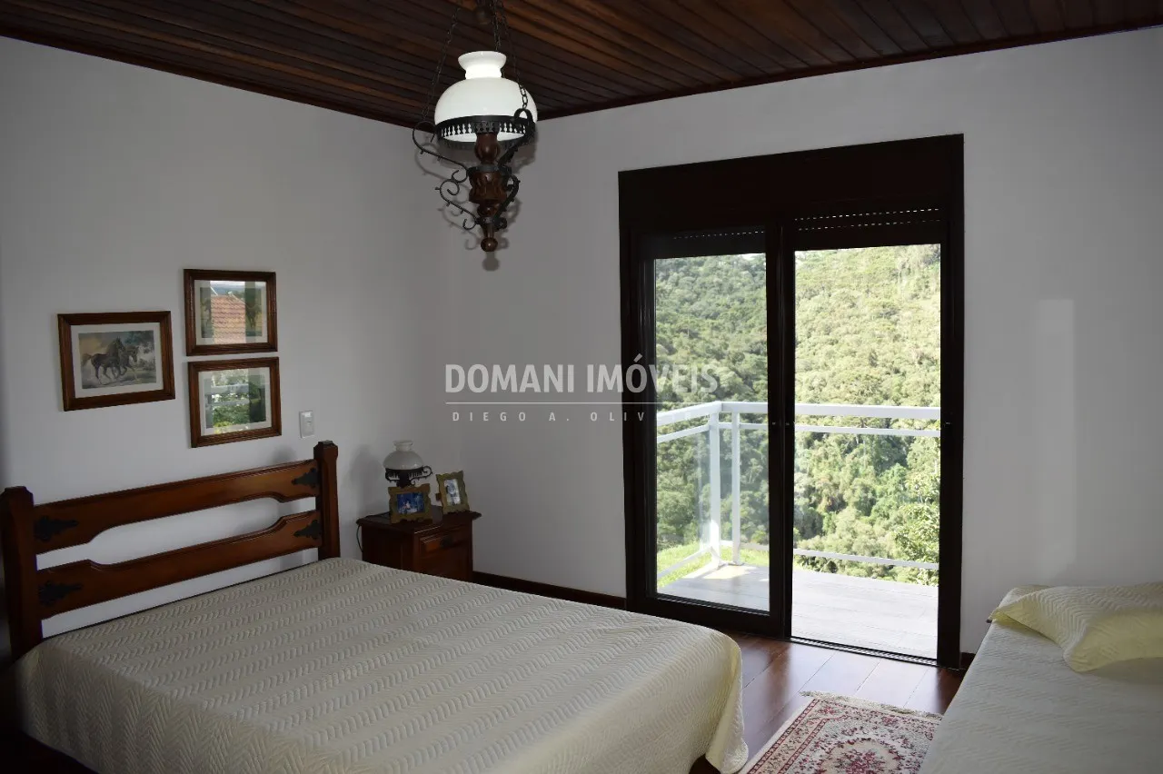 Casa à venda de 1.010 m² em Campos do Jordão, SP, Brasil