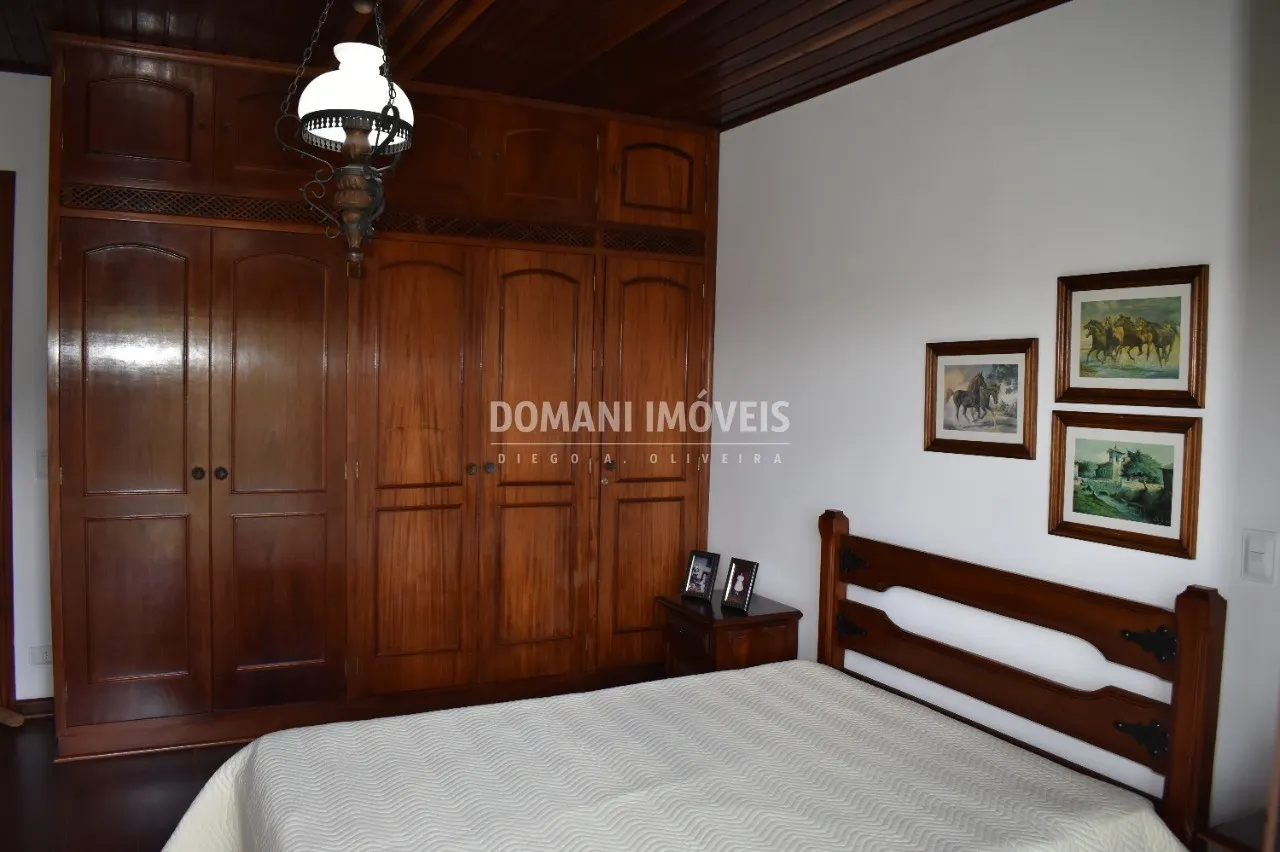 Casa à venda de 1.010 m² em Campos do Jordão, SP, Brasil