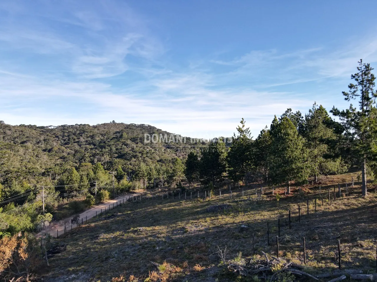 Terreno à venda de 1.100 m² em Campos do Jordão, SP, Brasil