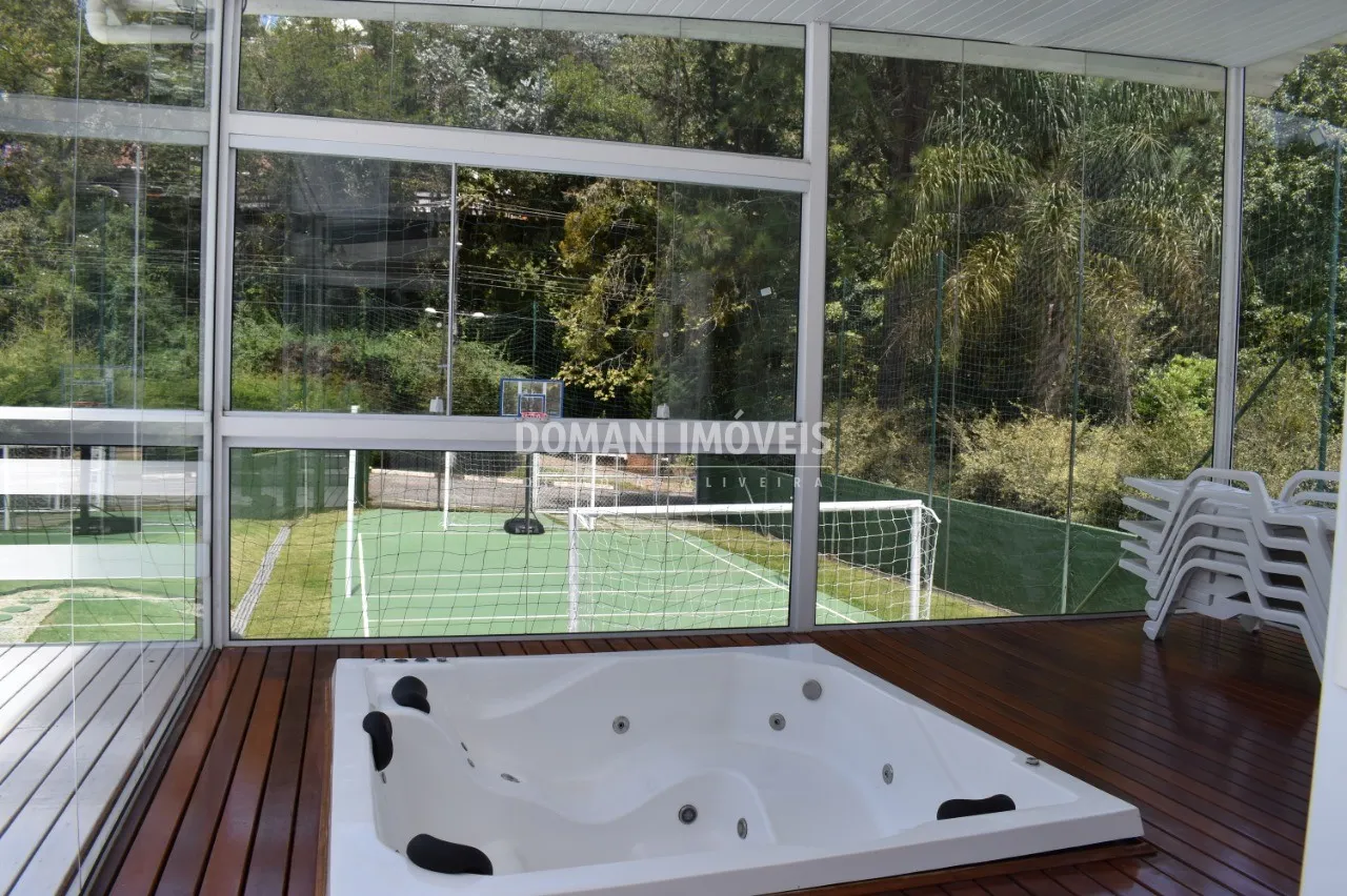Casa à venda de 1.040 m² em Campos do Jordão, SP, Brasil