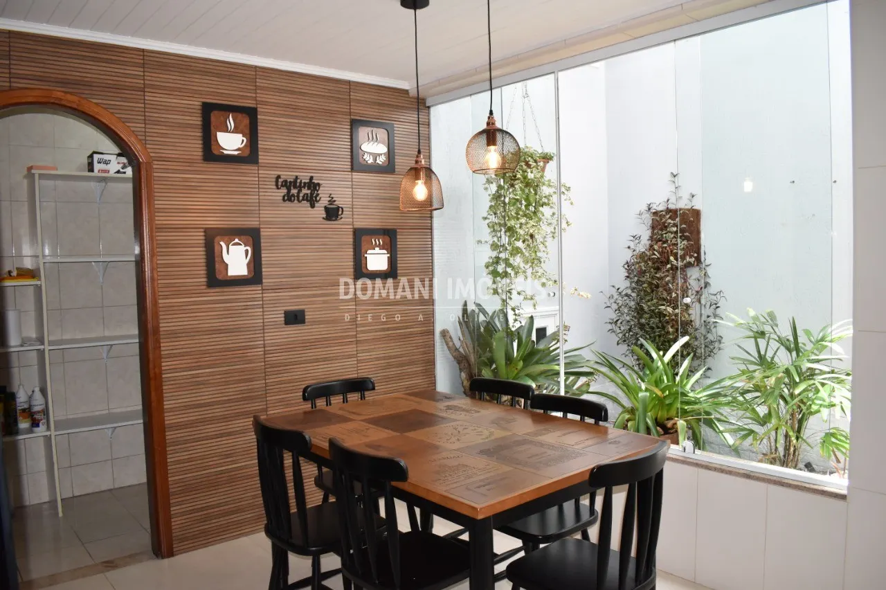 Casa à venda de 1.040 m² em Campos do Jordão, SP, Brasil