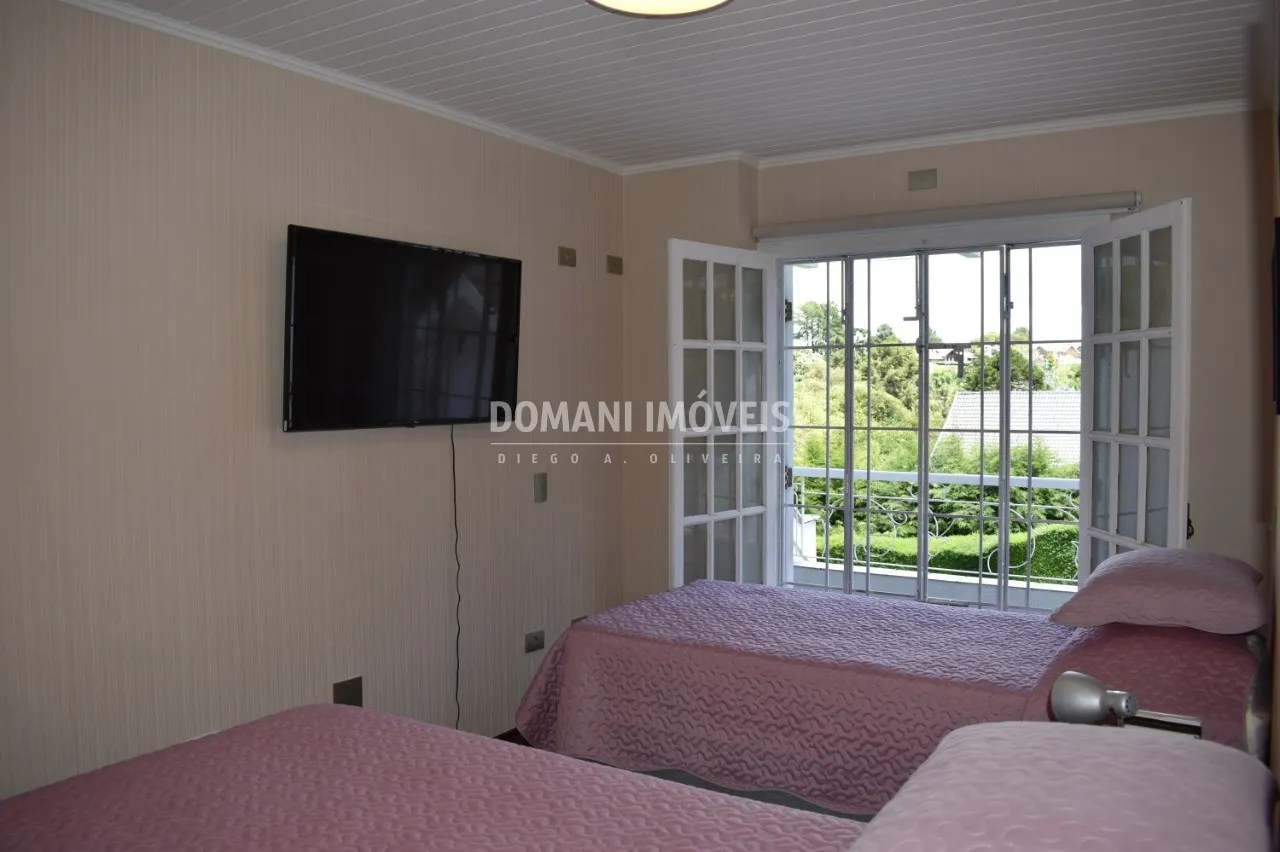 Casa à venda de 1.040 m² em Campos do Jordão, SP, Brasil