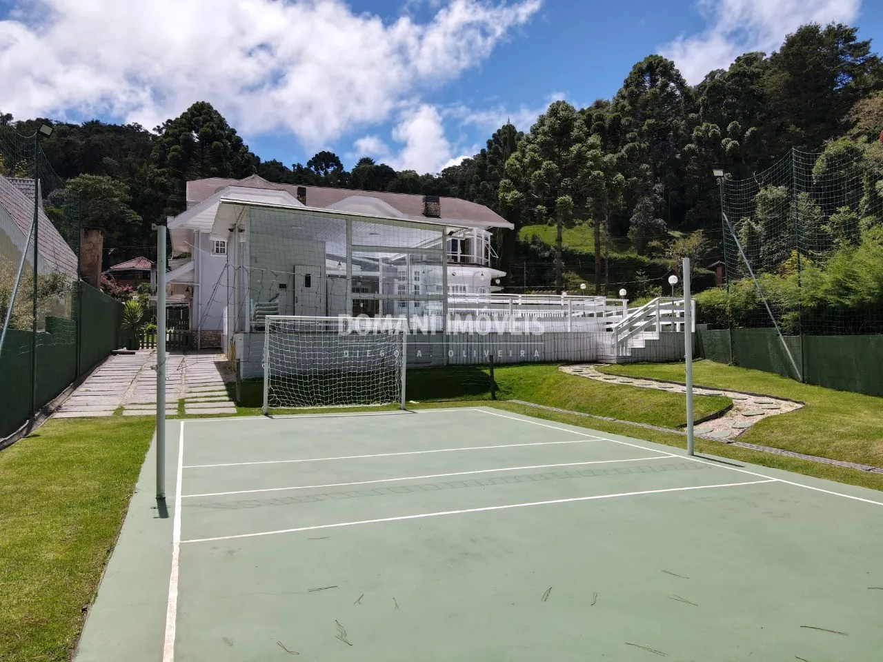 Casa à venda de 1.040 m² em Campos do Jordão, SP, Brasil