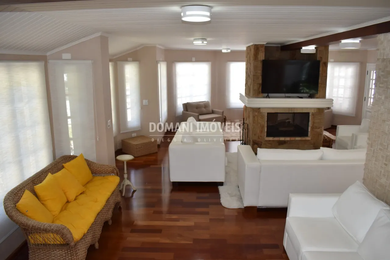Casa à venda de 1.040 m² em Campos do Jordão, SP, Brasil