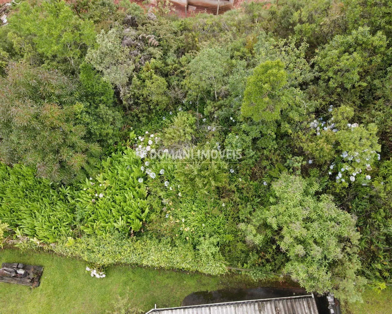 Terreno à venda de 1.210 m² em Campos do Jordão, SP, Brasil