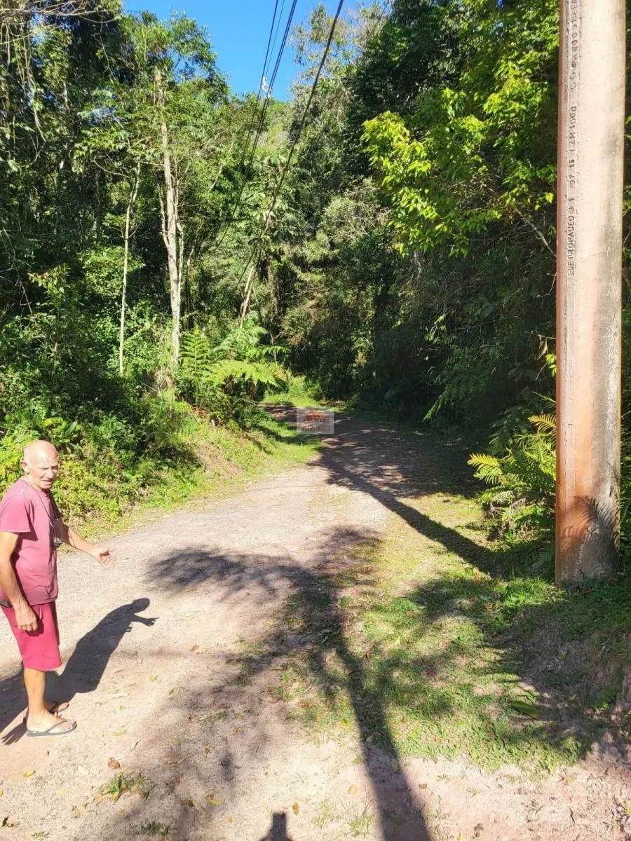 Chácara à venda de 2.500 m² em Juquitiba, SP, Brasil