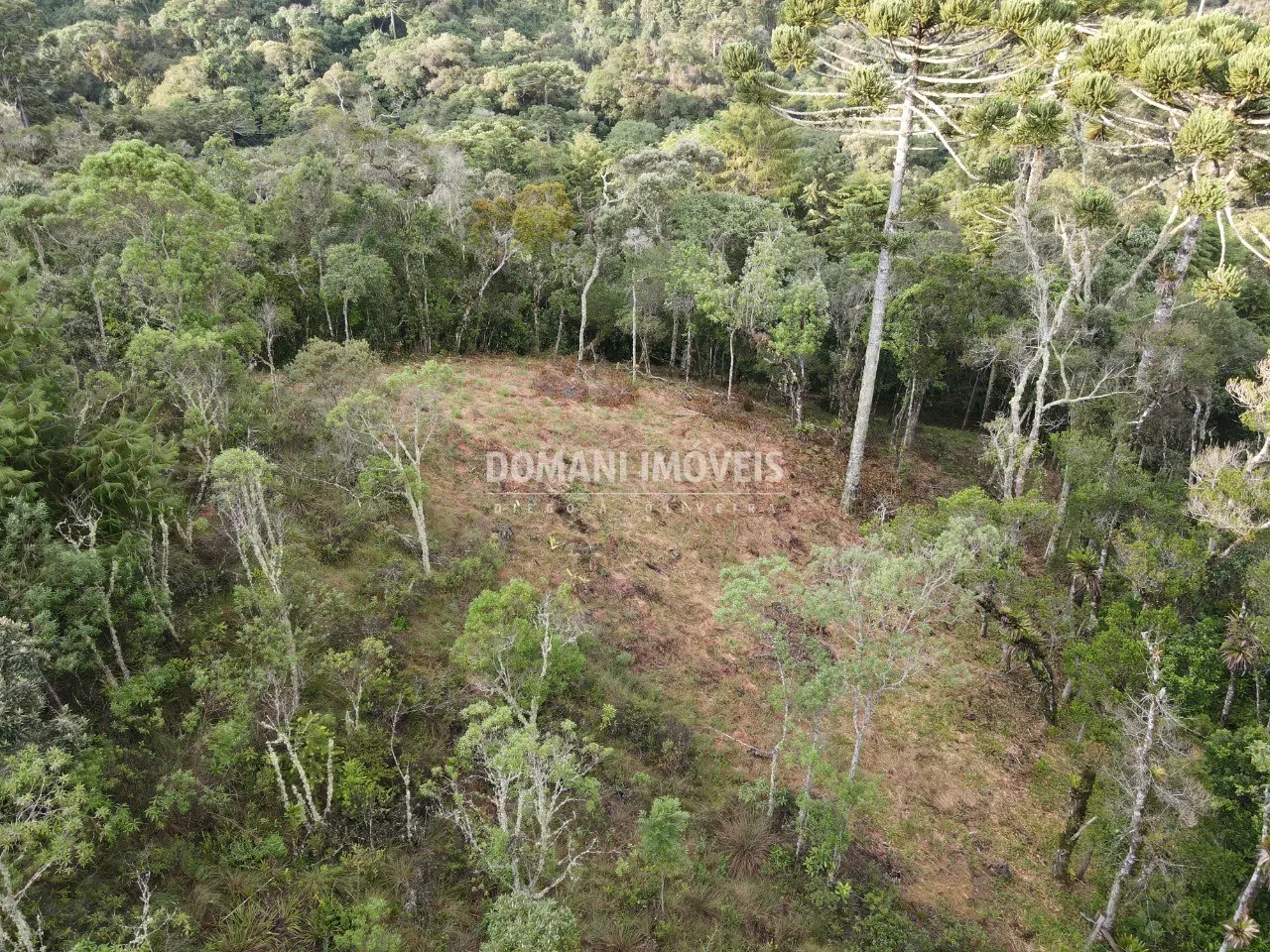 Terreno à venda de 1.060 m² em Campos do Jordão, SP, Brasil