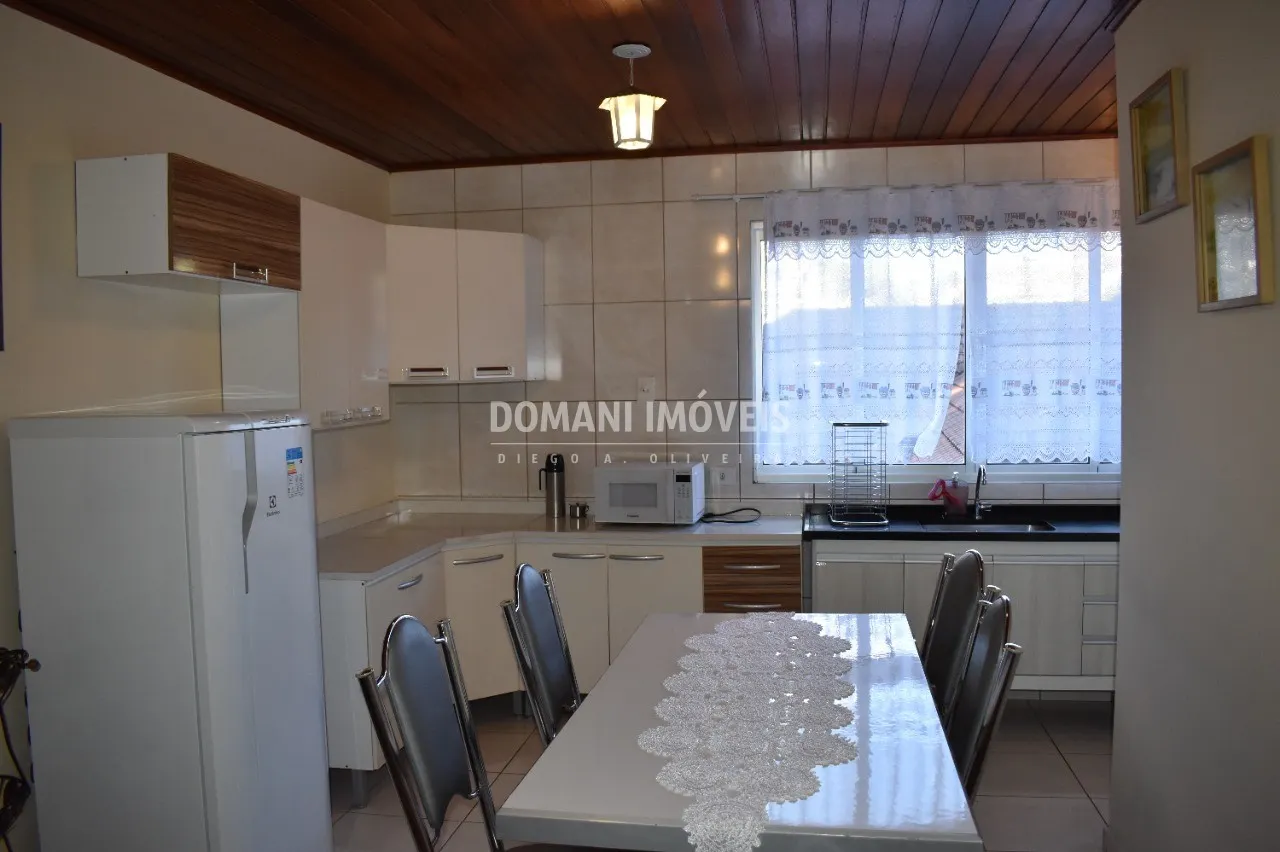 Casa à venda e para Alugar de 635 m² em Campos do Jordão, SP, Brasil