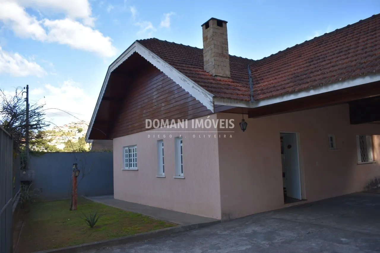 Casa à venda e para Alugar de 635 m² em Campos do Jordão, SP, Brasil