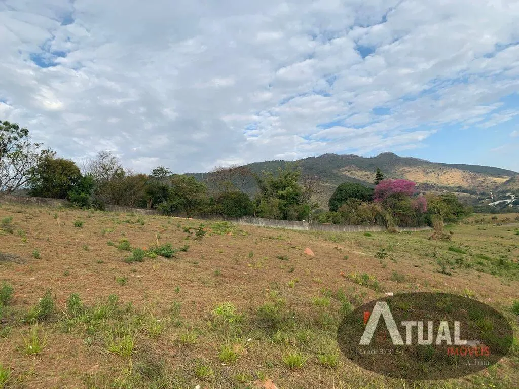 Terreno à venda de 755 m² em Atibaia, SP, Brasil