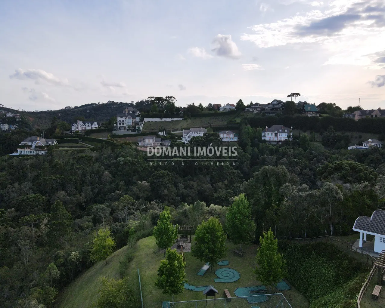 Plot for sale of 1,250 m² in Campos do Jordão, SP, Brazil