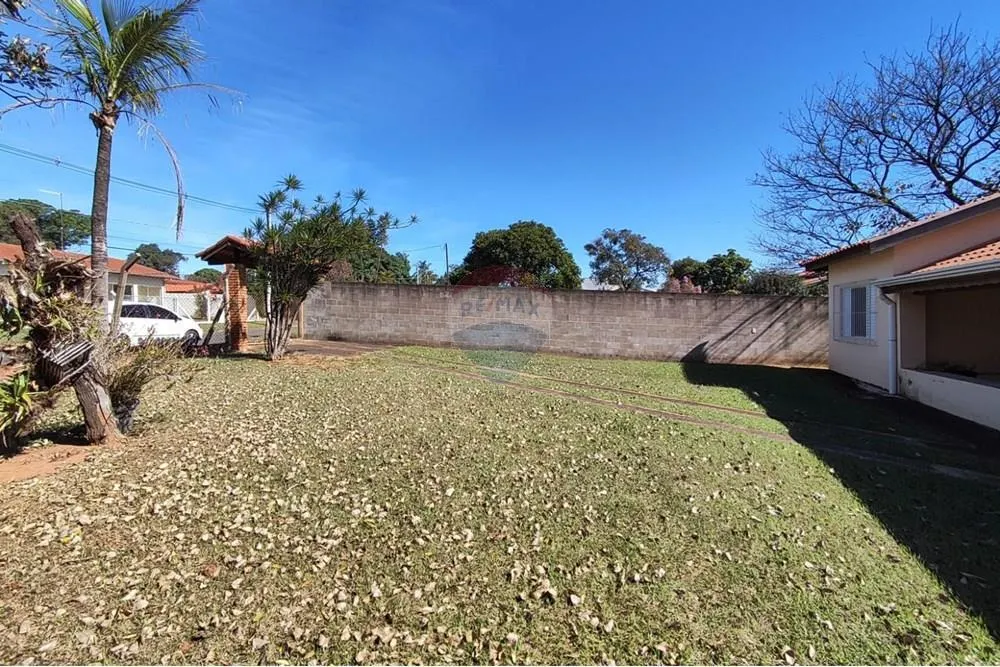 Country home for sale of 1,258 m² in Paulínia, SP, Brazil