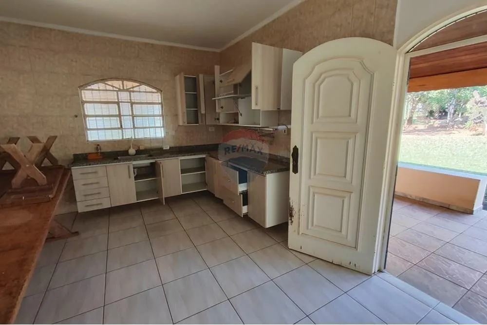 Country home for sale of 1,258 m² in Paulínia, SP, Brazil