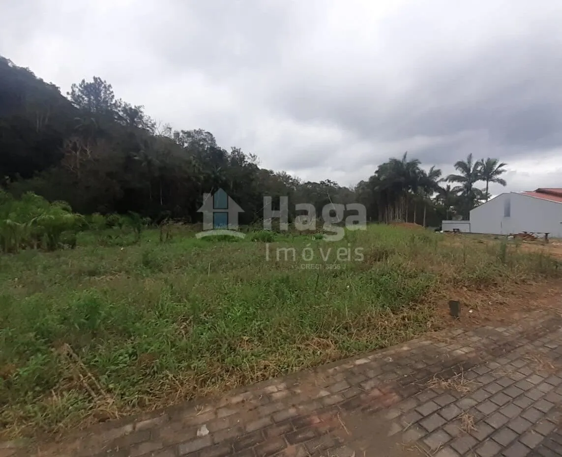 Terreno à venda de 712 m² em Guabiruba, SC, Brasil