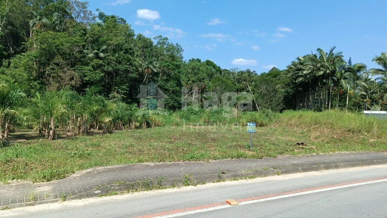 Terreno à venda de 712 m² em Guabiruba, SC, Brasil