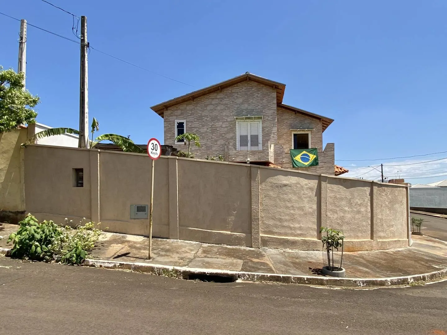 Casa à venda de 333 m² em Piraju, SP, Brasil