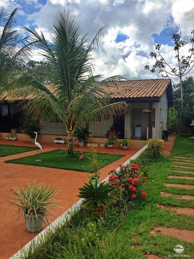 Sítio à venda de 68 ha em Prata, MG, Brasil
