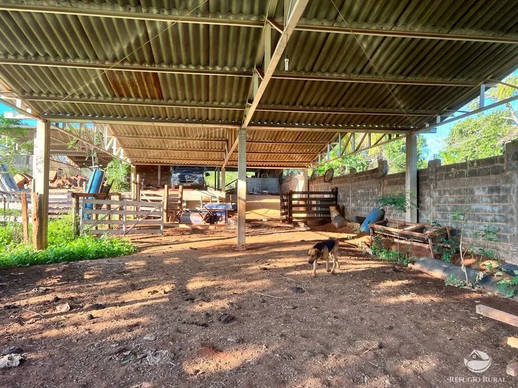 Sítio à venda de 68 ha em Prata, MG, Brasil