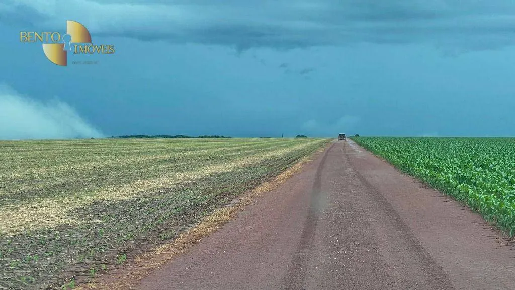 Fazenda à venda de 7.534 ha em Nobres, MT, Brasil