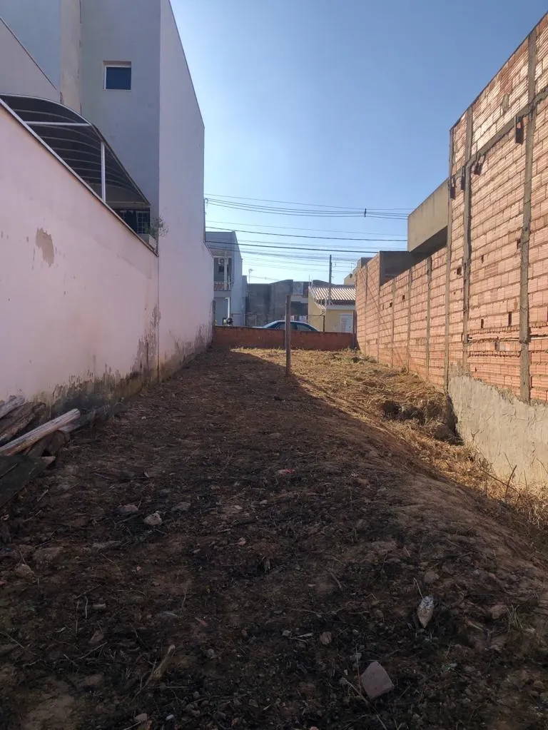 Terreno à venda de 150 m² em Americana, SP, Brasil