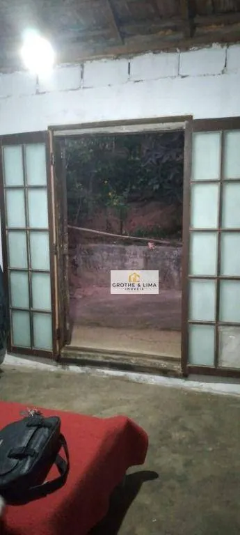 Chácara à venda de 8.000 m² em São José dos Campos, SP, Brasil