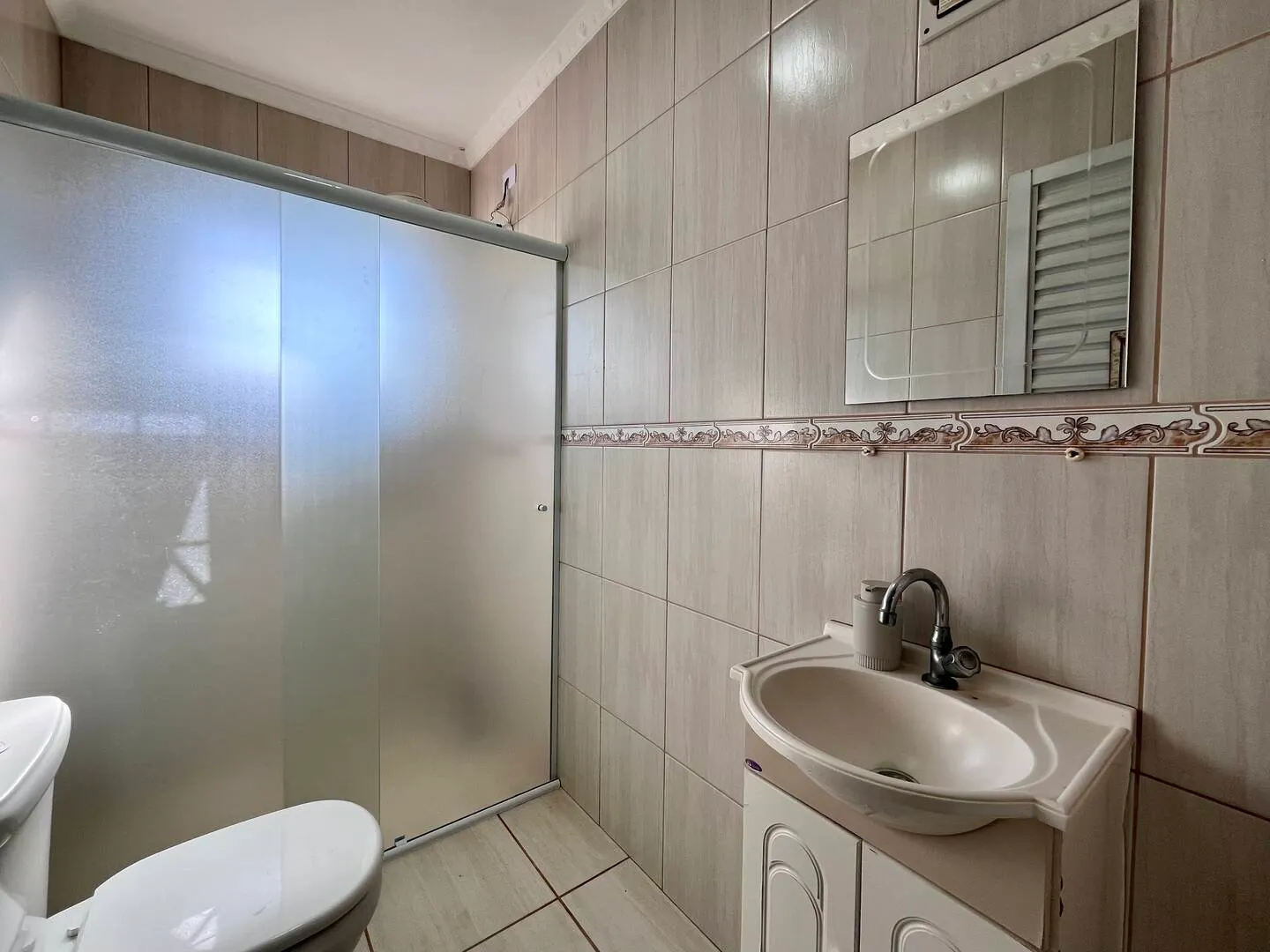 Country home for sale of 2,000 m² in Piraju, SP, Brazil