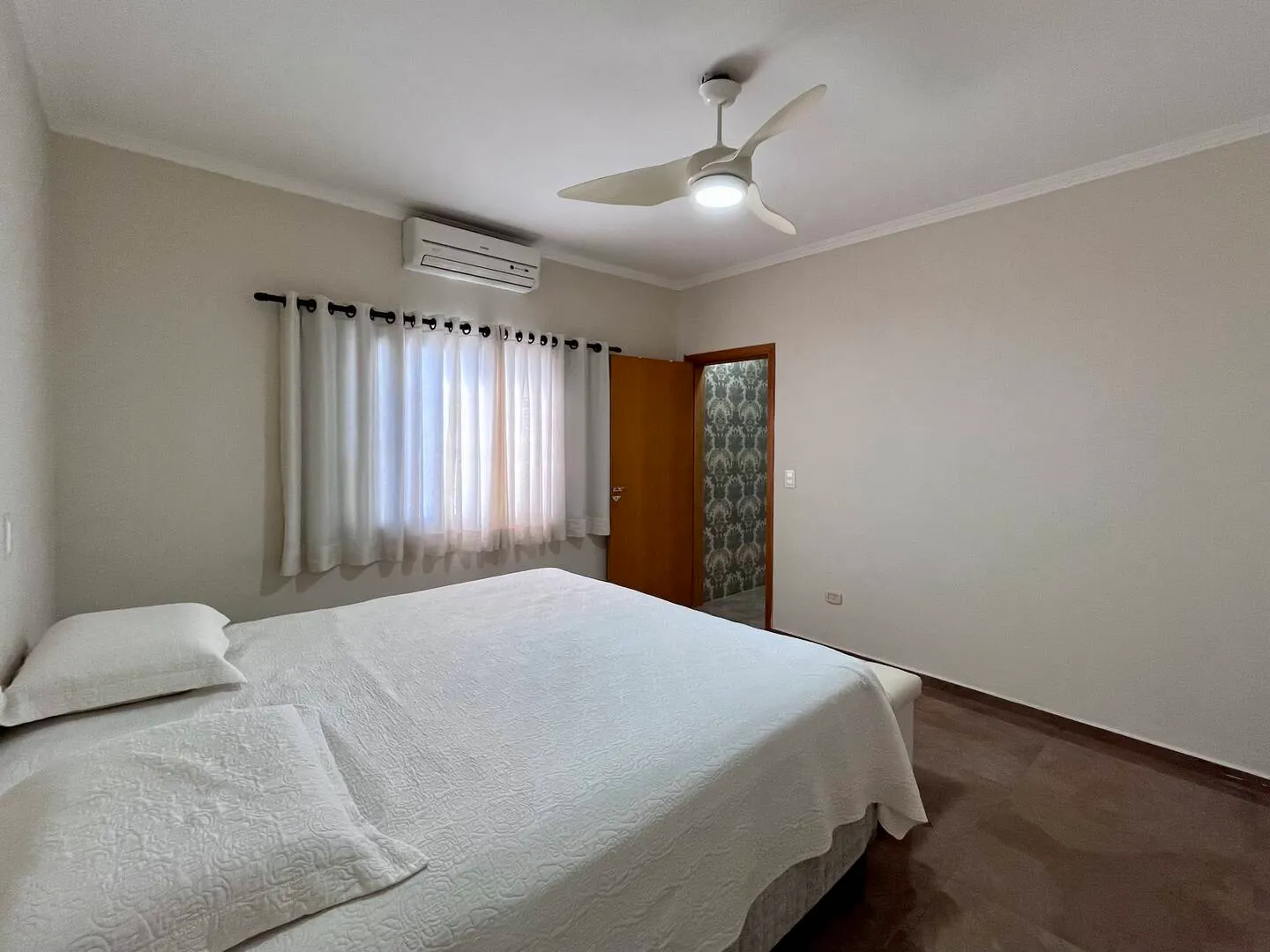 Country home for sale of 2,000 m² in Piraju, SP, Brazil