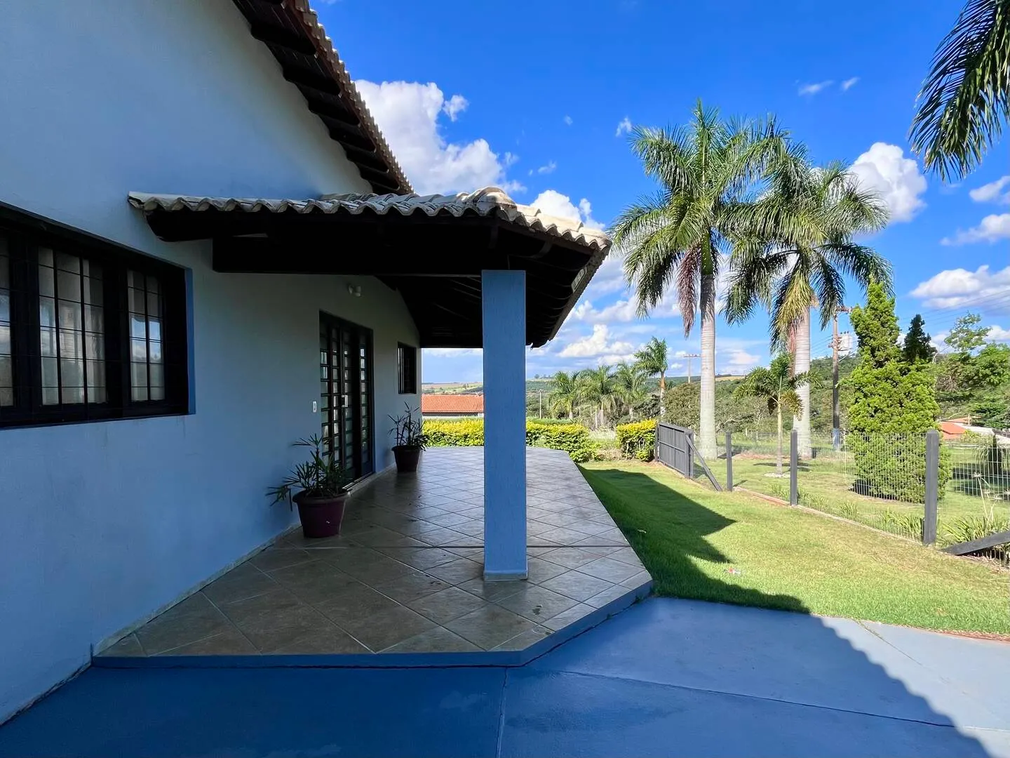 Country home for sale of 2,000 m² in Piraju, SP, Brazil