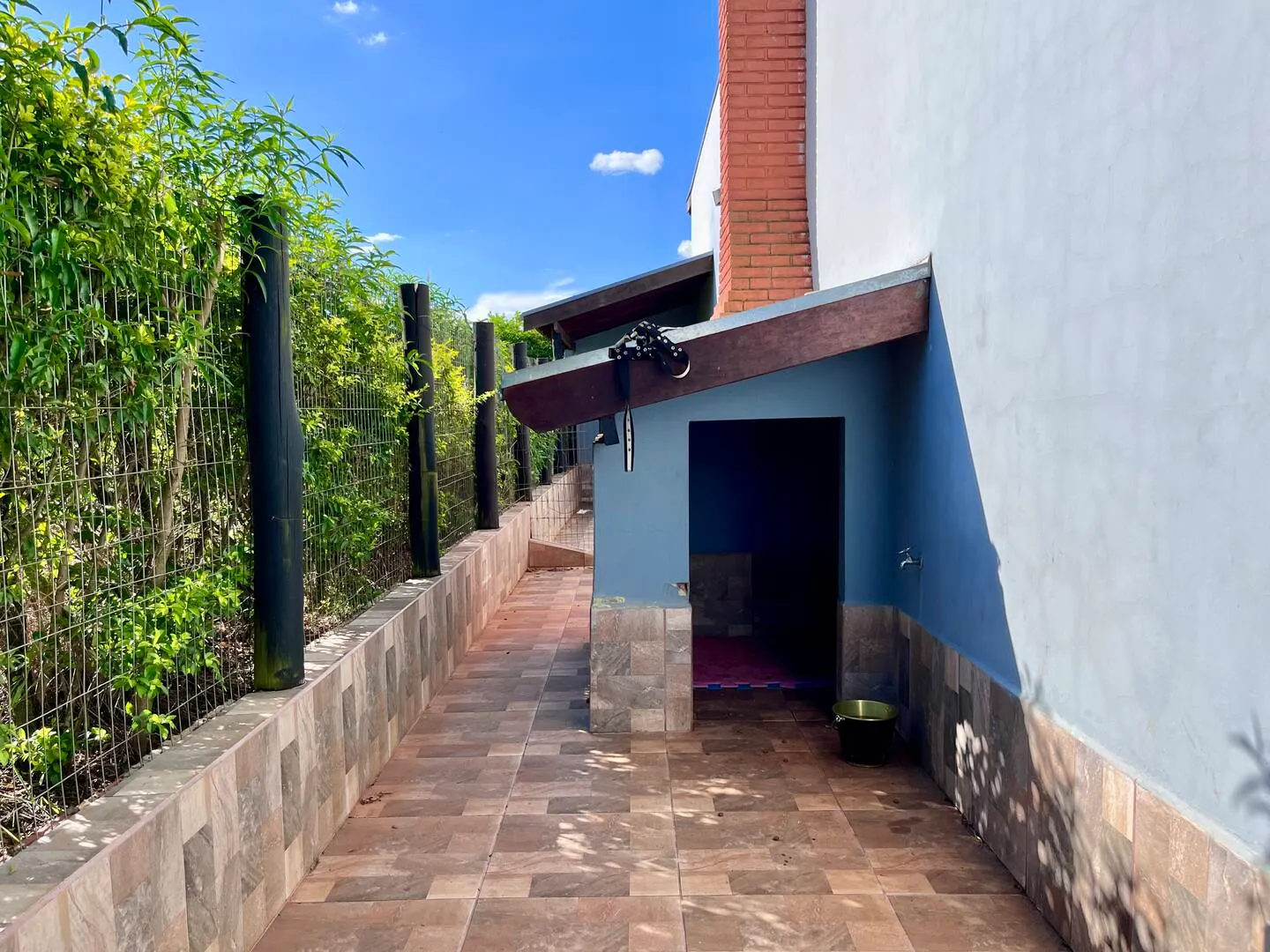 Country home for sale of 2,000 m² in Piraju, SP, Brazil