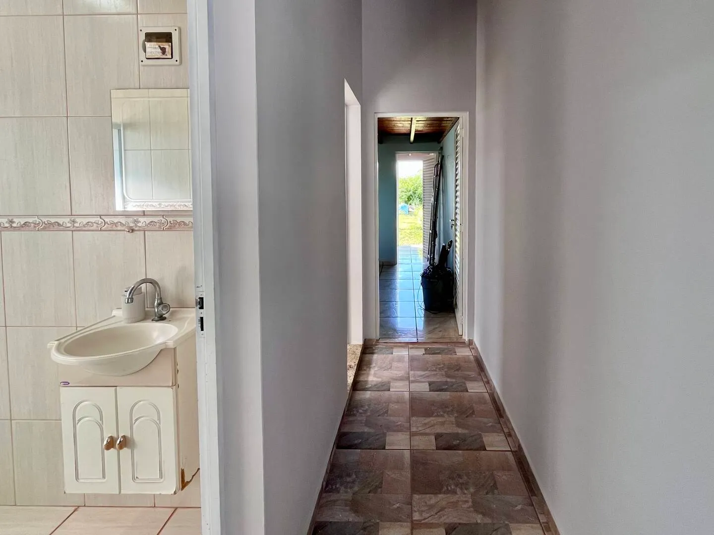 Country home for sale of 2,000 m² in Piraju, SP, Brazil
