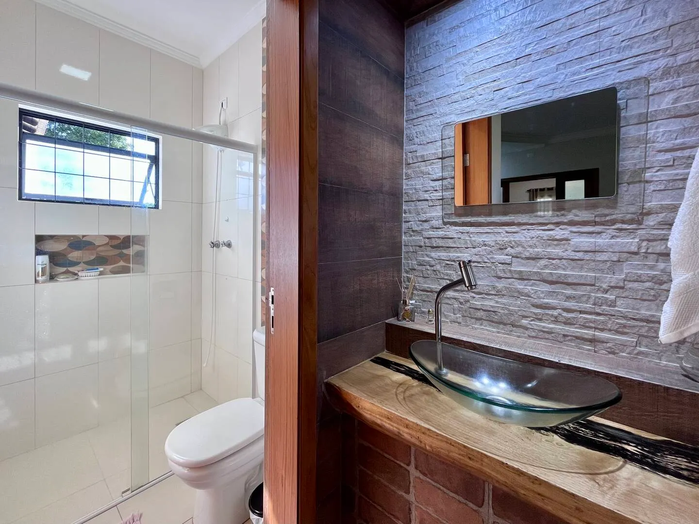 Country home for sale of 2,000 m² in Piraju, SP, Brazil