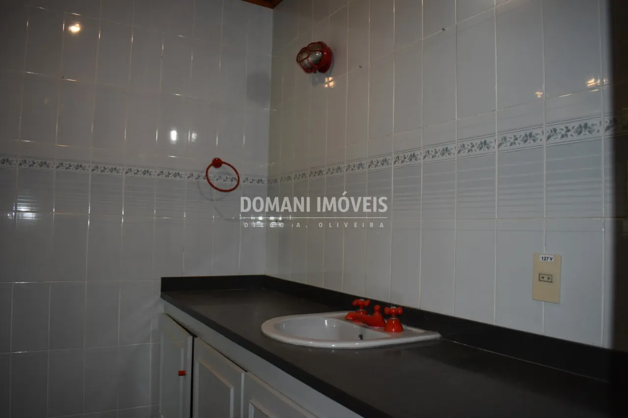 Casa à venda de 2.390 m² em Campos do Jordão, SP, Brasil