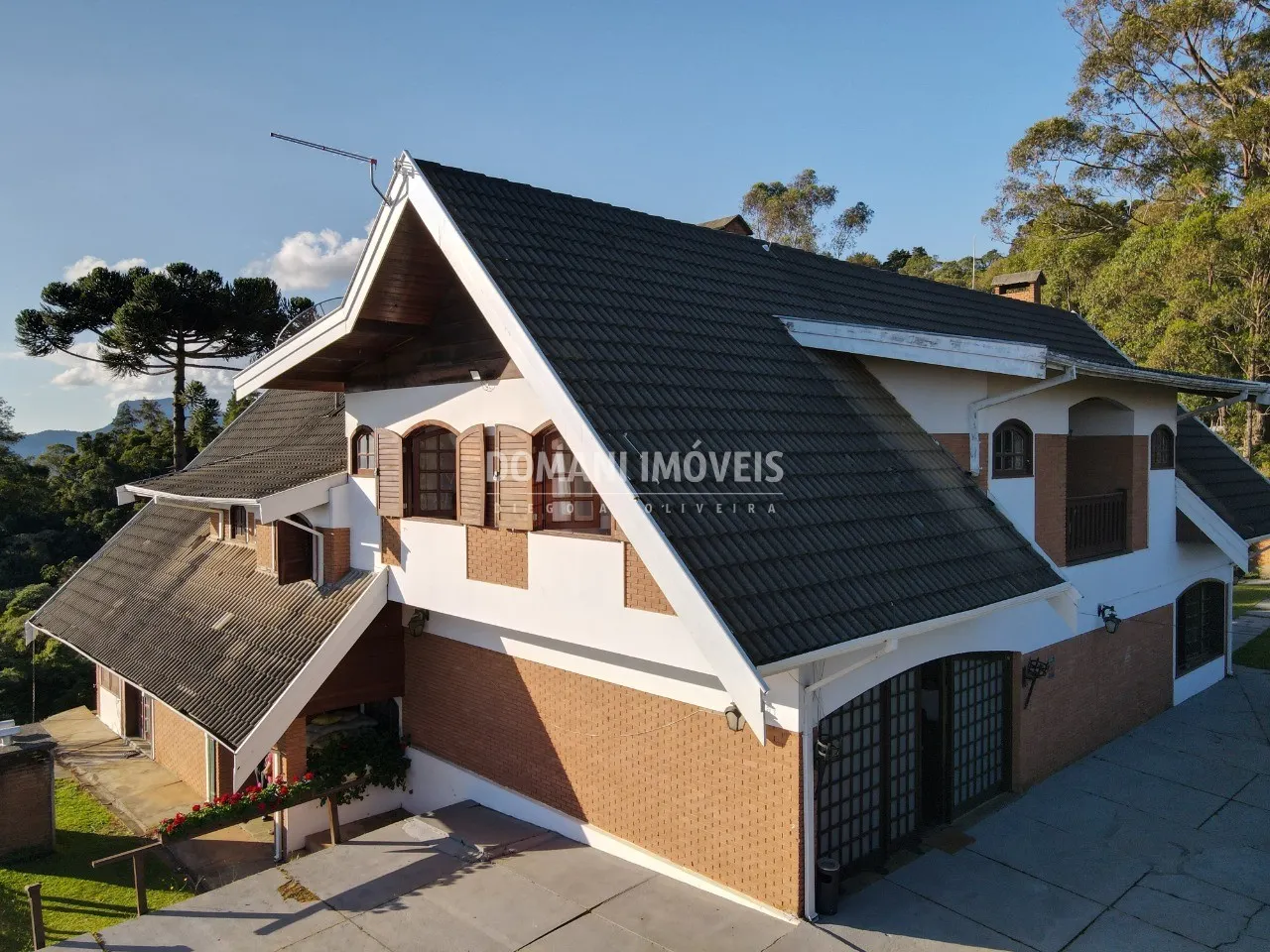 Pousada à venda e para Arrendar de 7.950 m² em Campos do Jordão, SP, Brasil