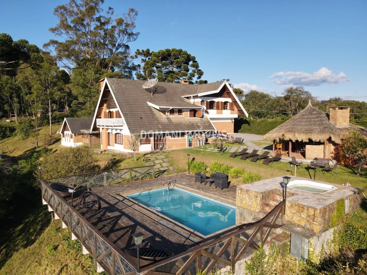 Pousada à venda e para Arrendar de 7.950 m² em Campos do Jordão, SP, Brasil