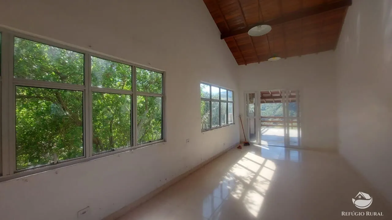 Sítio à venda de 2 ha em São José dos Campos, SP, Brasil