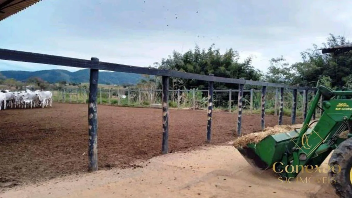 Fazenda à venda de 257 ha em Caçapava, SP, Brasil